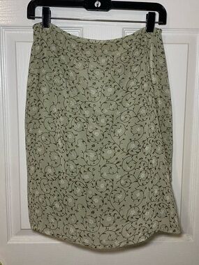 Express Sage Green Floral-Print Pencil Skirt